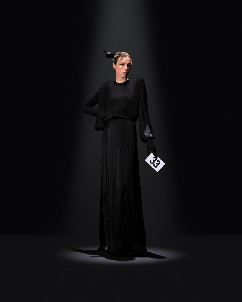 Le look 33 du 52e défilé haute couture Balenciaga